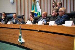 Câmara aprova regra que permite reeleição da Mesa Diretora na troca de legislaturas